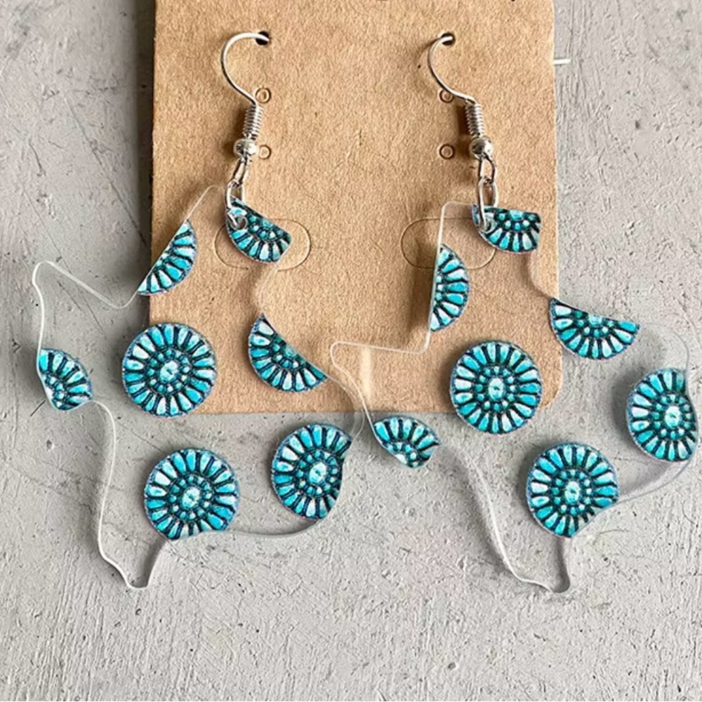 #51 | Texas Western Turquoise Flower Cluster Dangle Earrings